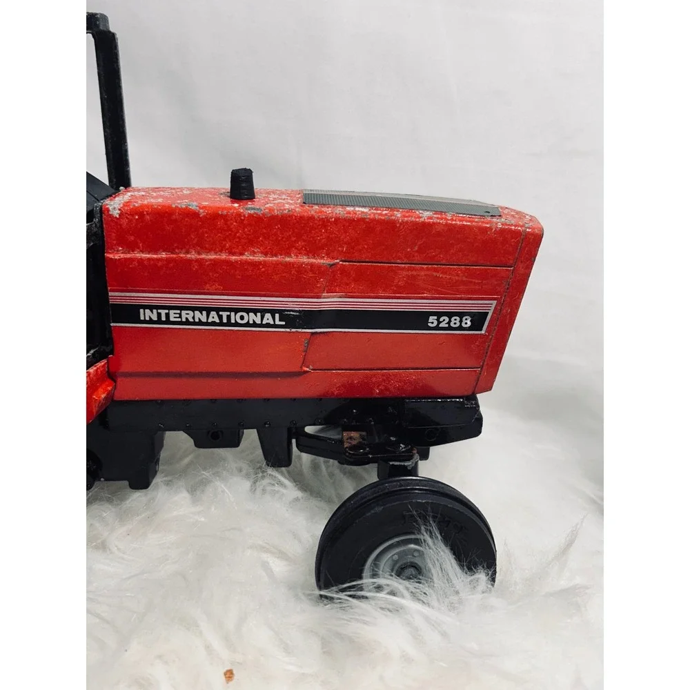 ERTL vintage case